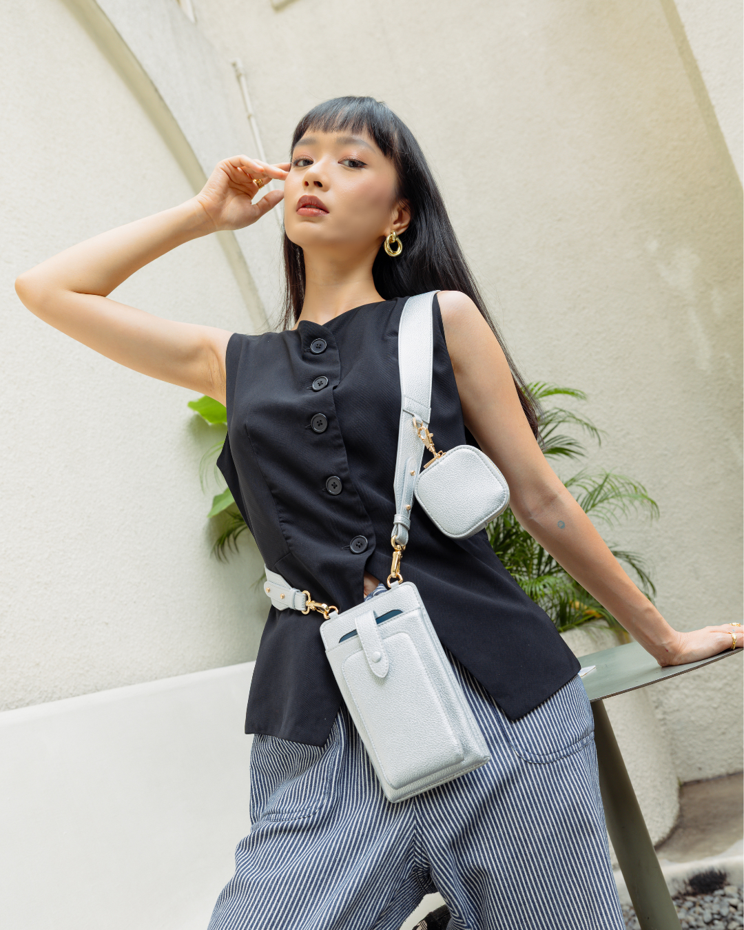 ATHENA PHONE BAG IN SILVER