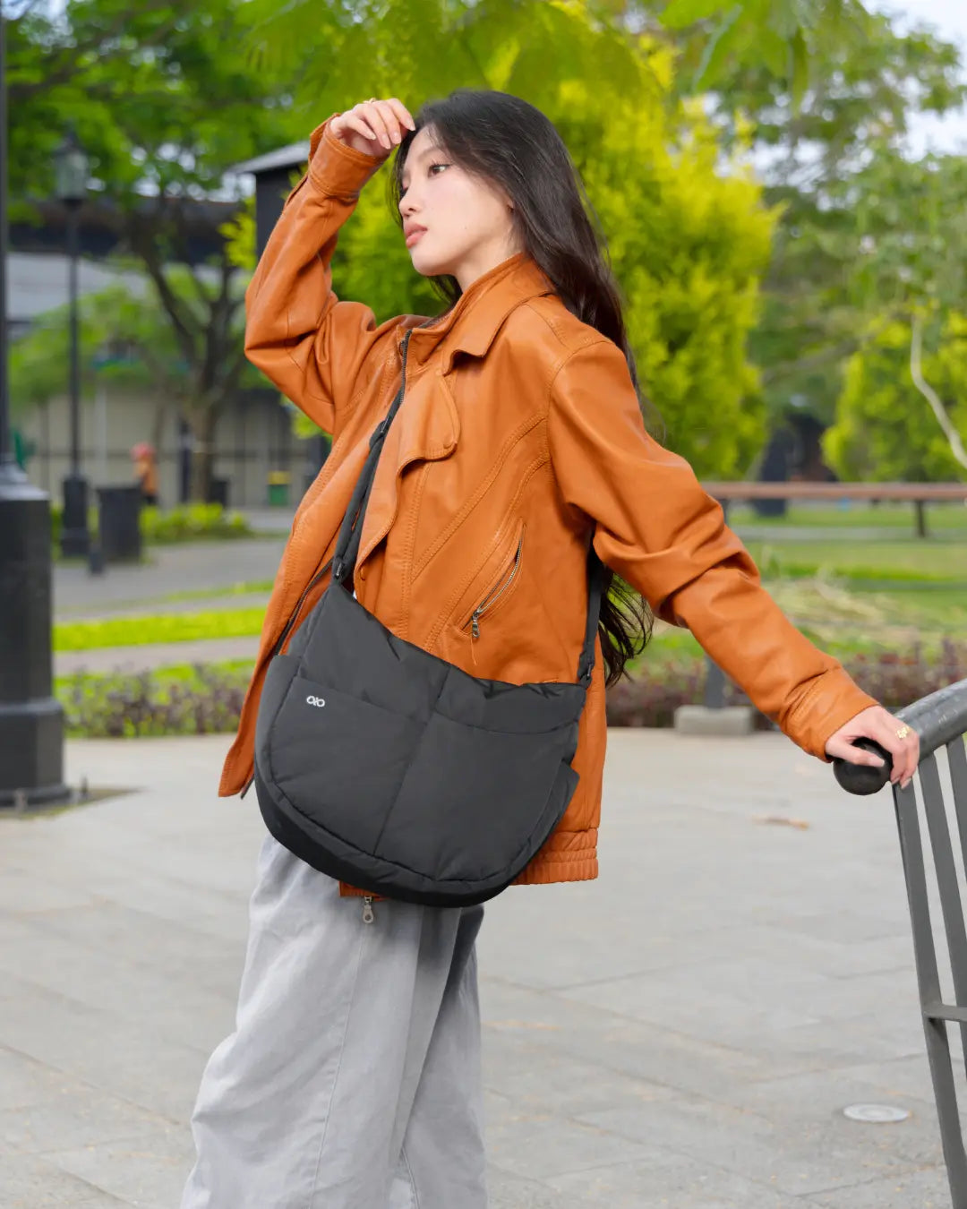 SIGNATURE POCKET CROSSBODY BAG IN POSH JET BLACK TSL Singapore