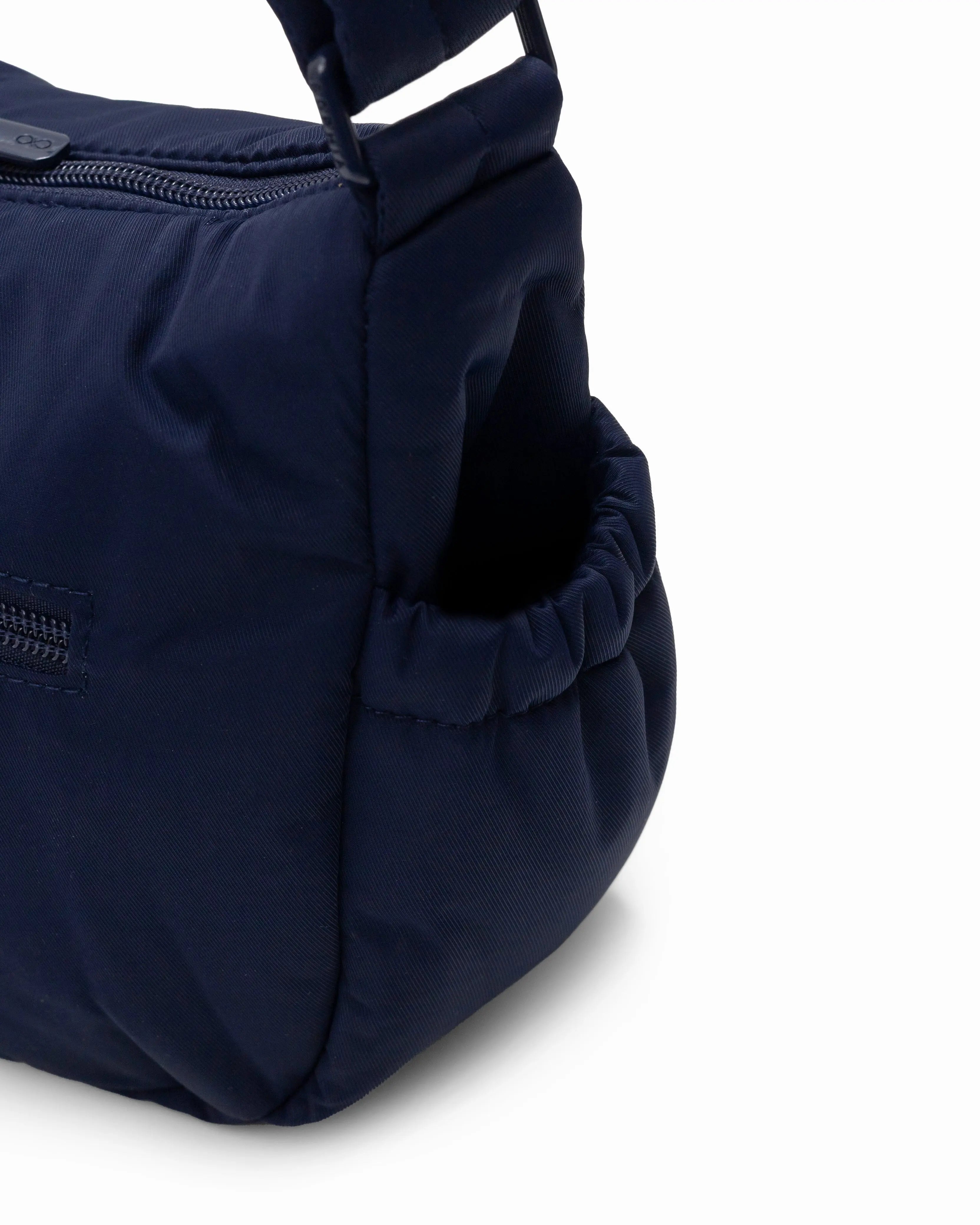 MINI SIGNATURE POCKET CROSSBODY BAG IN POSH MIDNIGHT