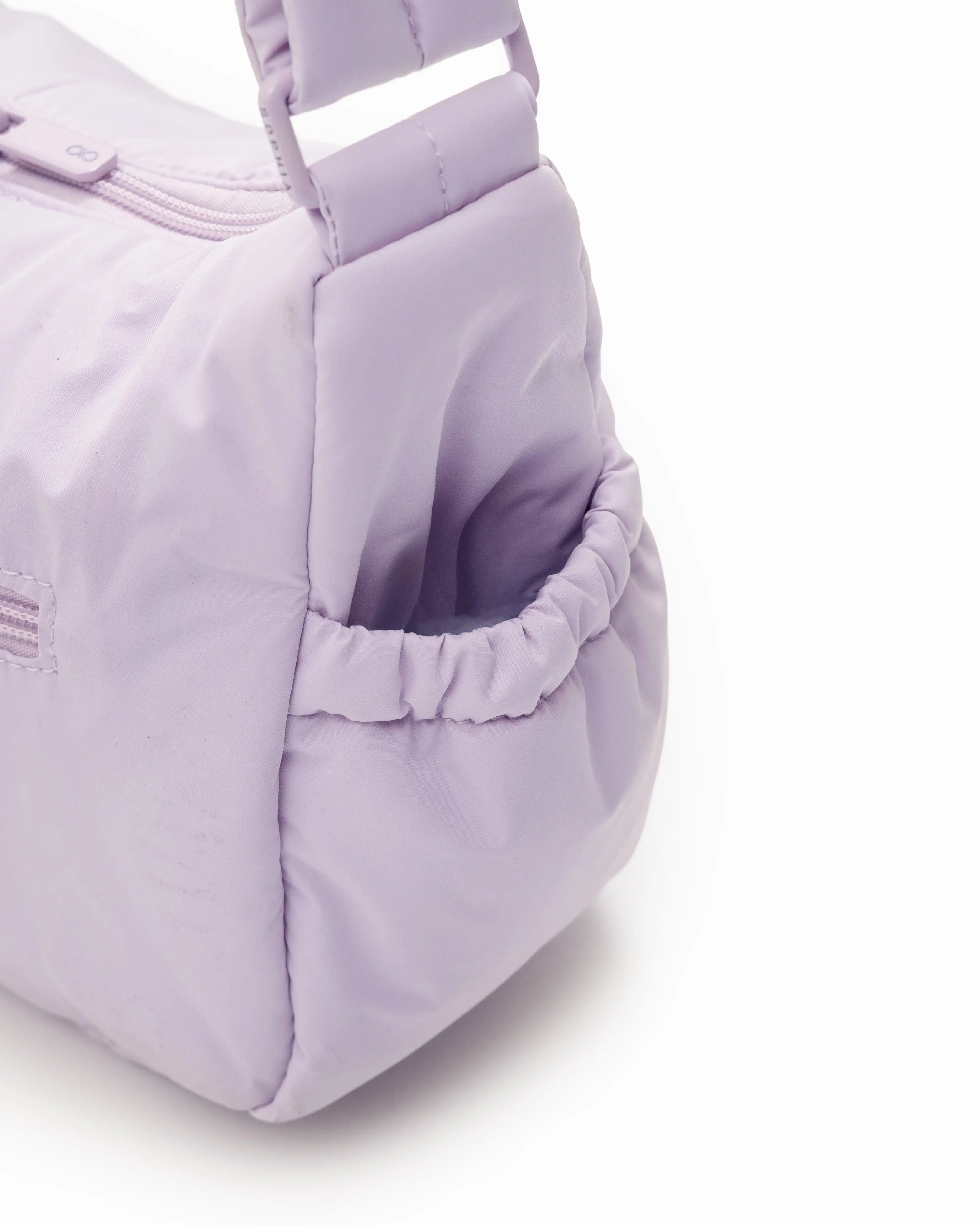 MINI SIGNATURE POCKET CROSSBODY BAG IN COSY BERRY