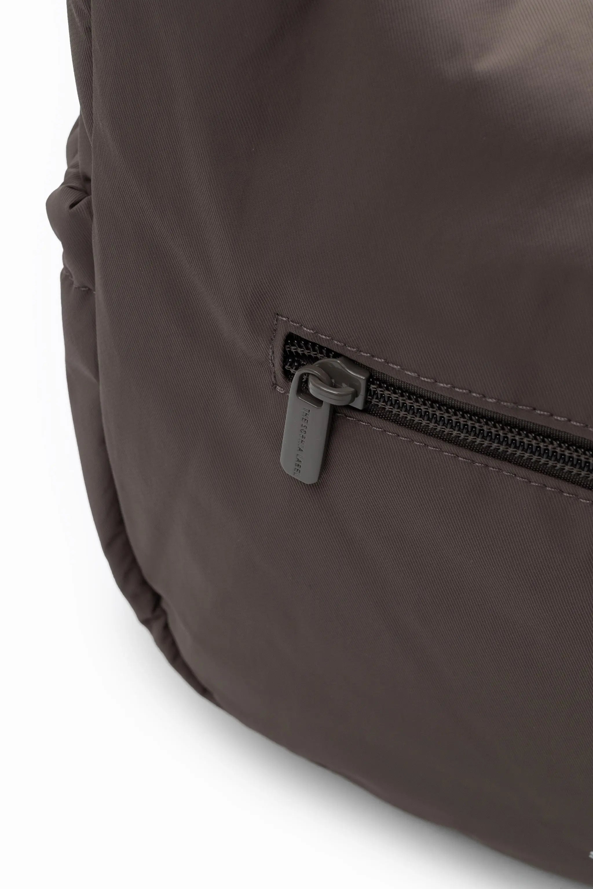 SIGNATURE POCKET CROSSBODY BAG 2.0 IN POSH TAUPE