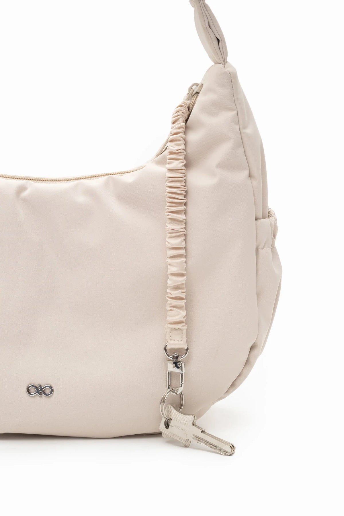 COSY LUXE L CRESCENT BAG 2.0 IN OAT