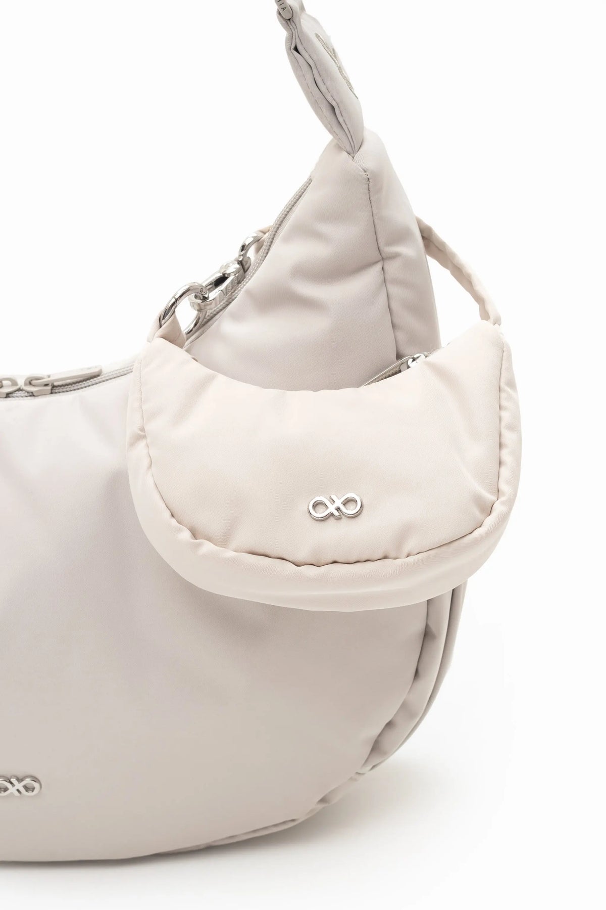 COSY LUXE L CRESCENT BAG 2.0 IN DOVE GREY