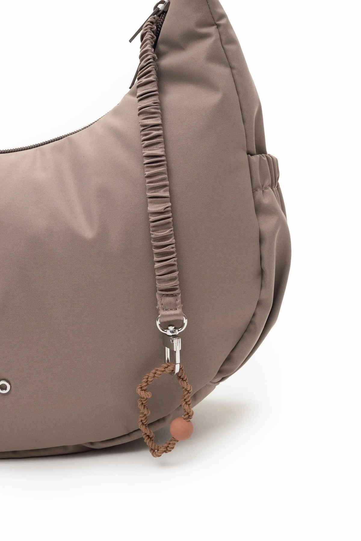COSY LUXE L CRESCENT BAG 2.0 IN TAUPE
