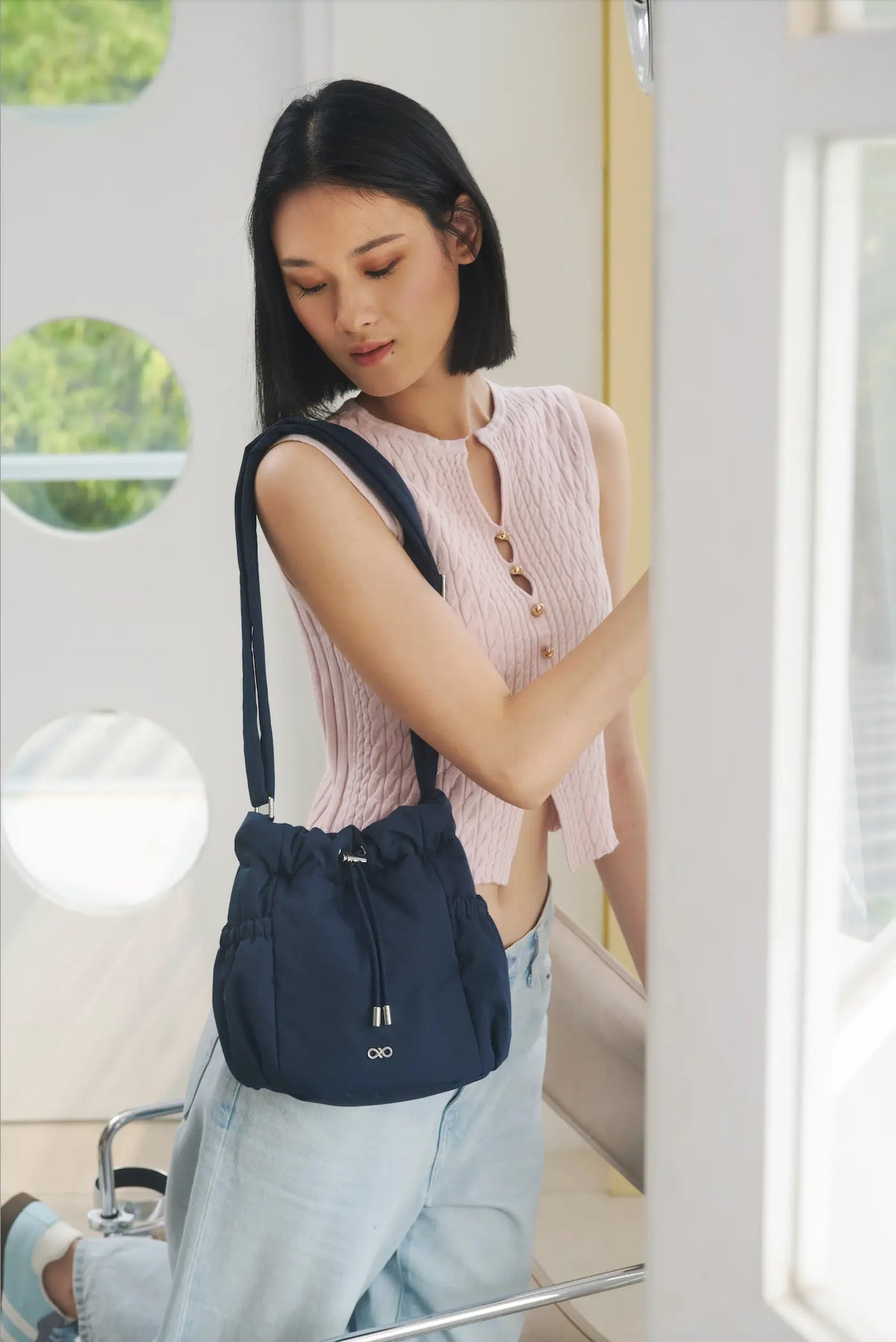 MINI COSY LUXE BUCKET BAG IN OXFORD BLUE