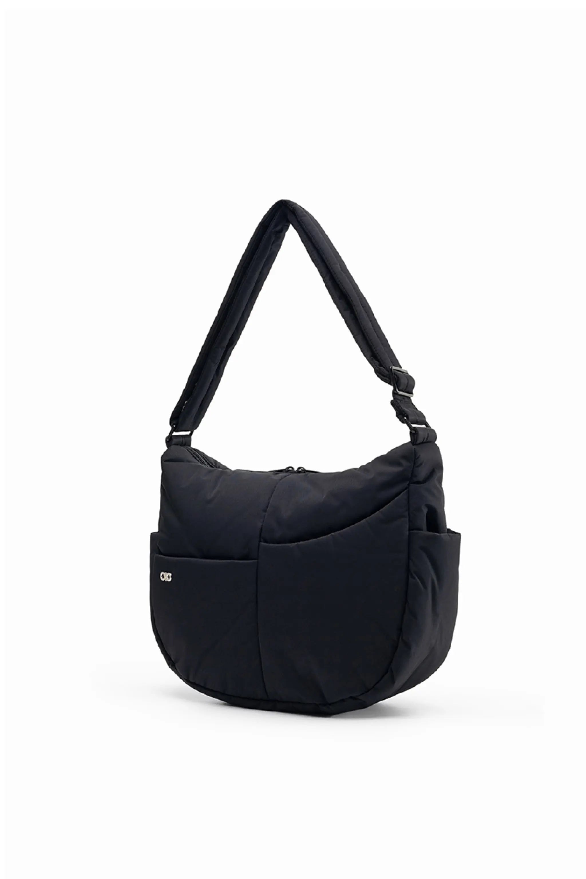 SIGNATURE POCKET CROSSBODY BAG IN POSH JET BLACK