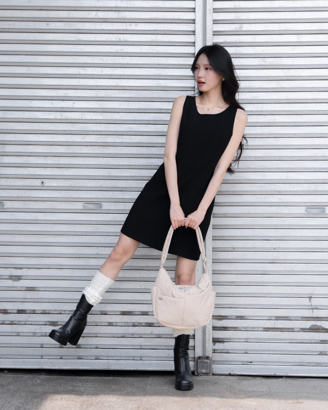 SIGNATURE POCKET CROSSBODY IN POSH OAT