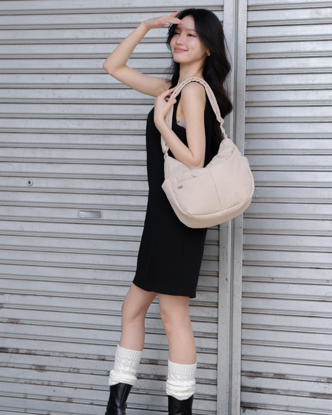 SIGNATURE POCKET CROSSBODY IN POSH OAT