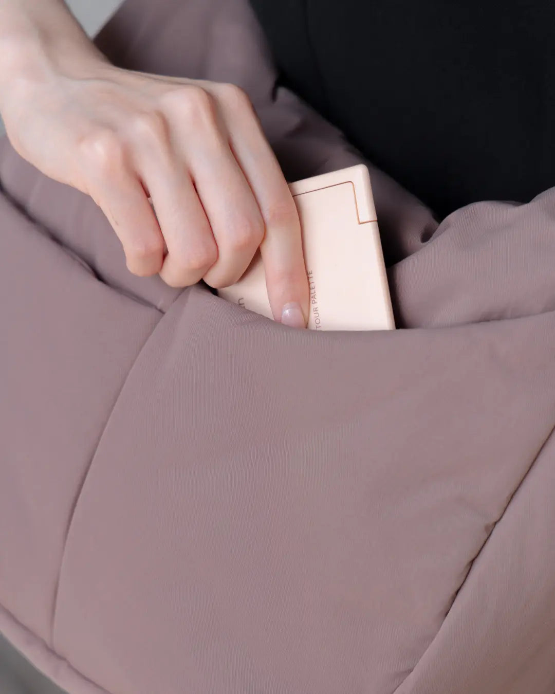 SIGNATURE POCKET CROSSBODY BAG IN POSH TAUPE TSL Singapore