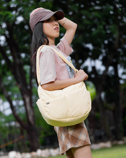 SIGNATURE POCKET CROSSBODY IN POSH MELLOW