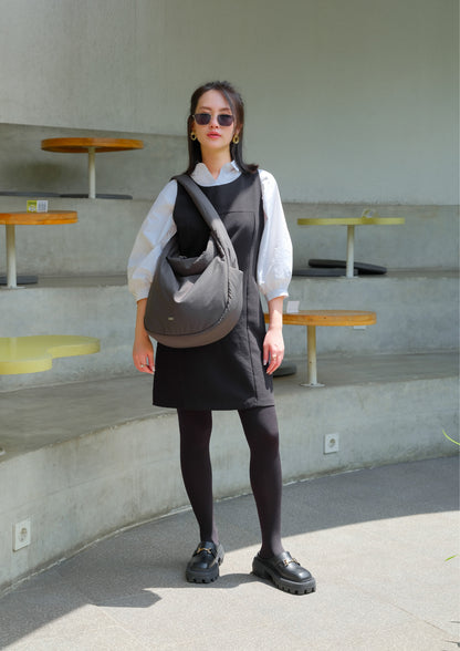 POSH SLOUCHY BAG IN GRAPHITE