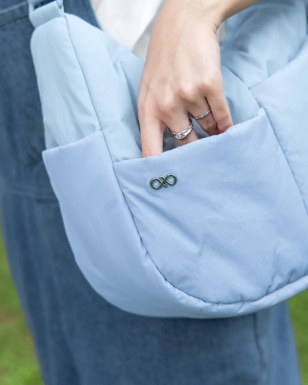 SIGNATURE POCKET CROSSBODY BAG IN POSH MISTY TSL Singapore