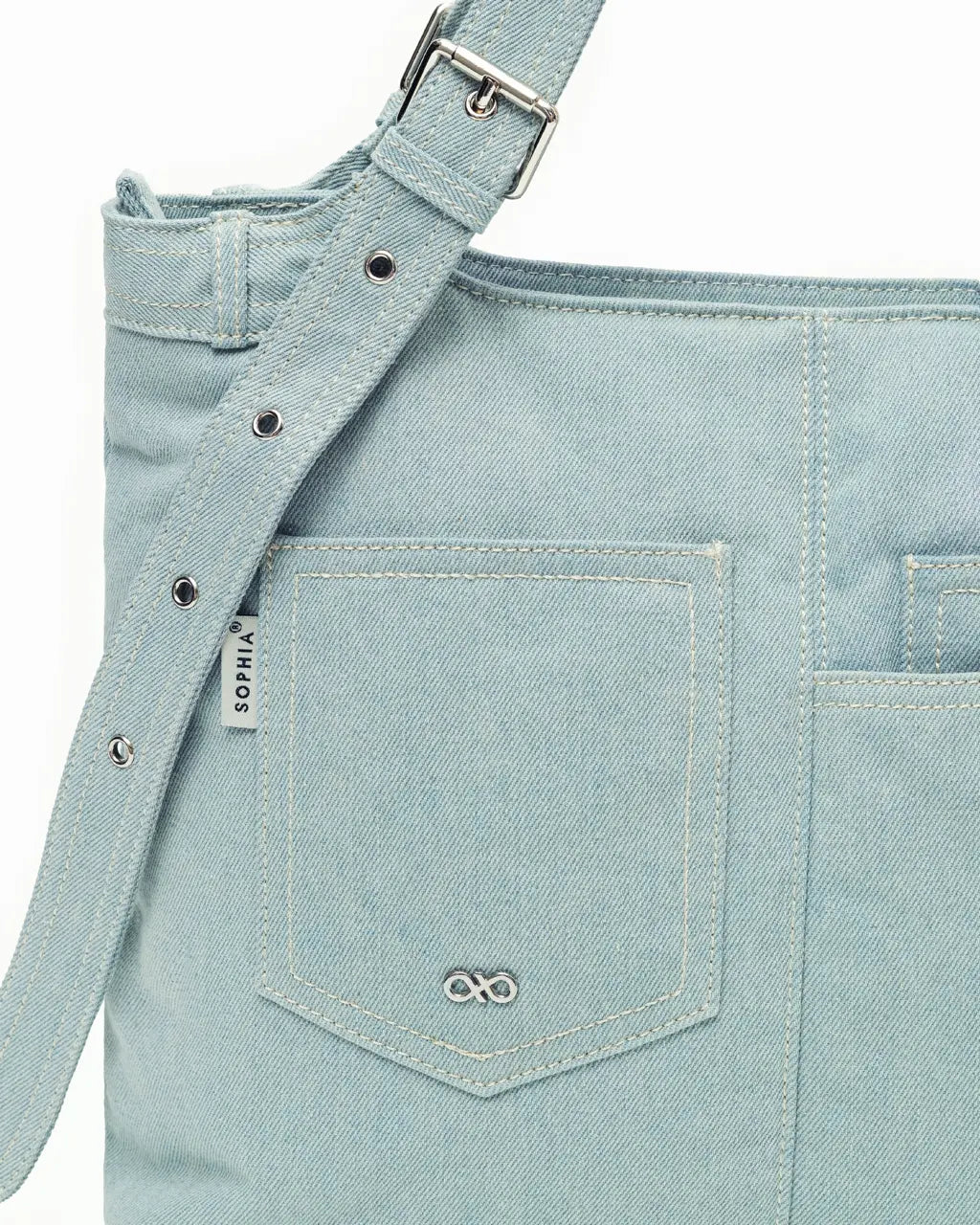 SIGNATURE POCKET DENIM TOTE BAG IN LIGHT WASH DENIM TSL Singapore