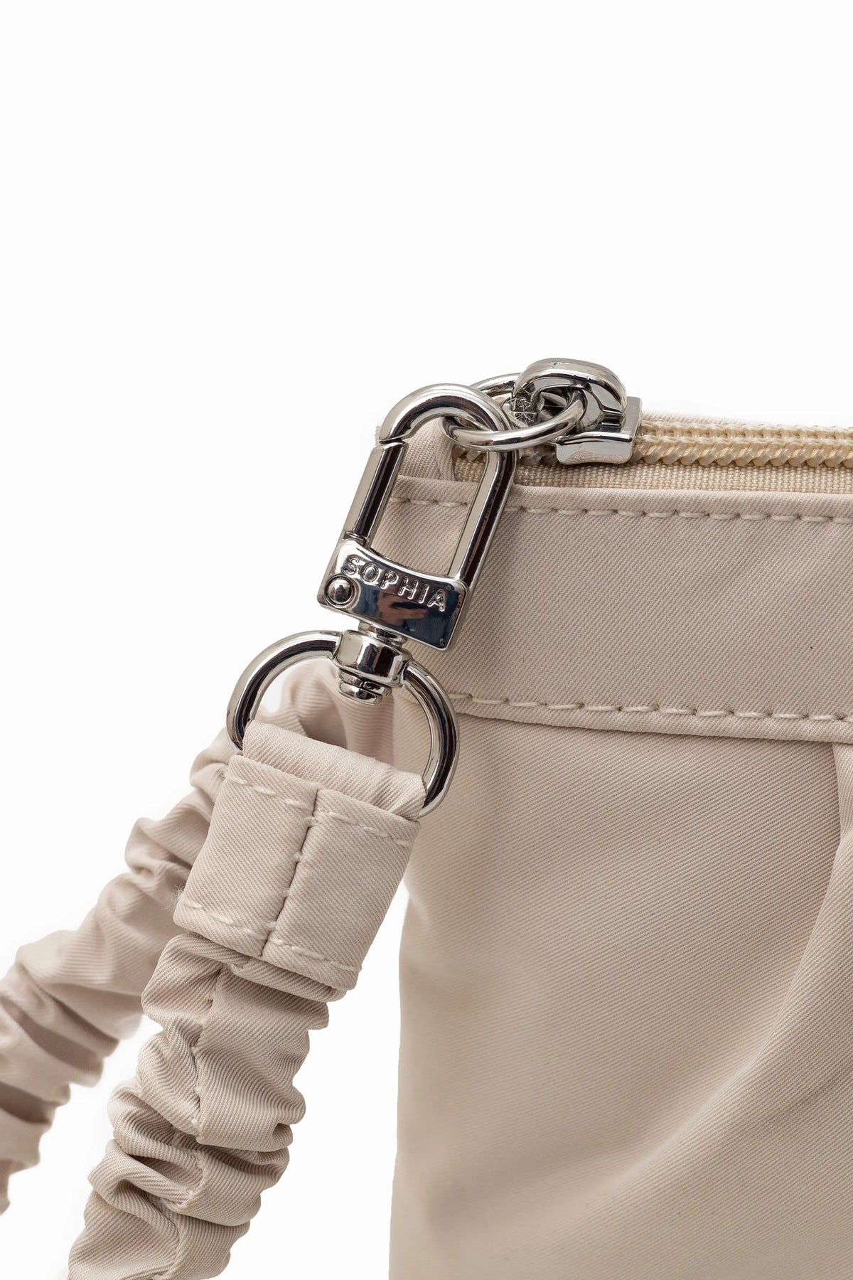 THE DAILY WRISTLET IN OAT 