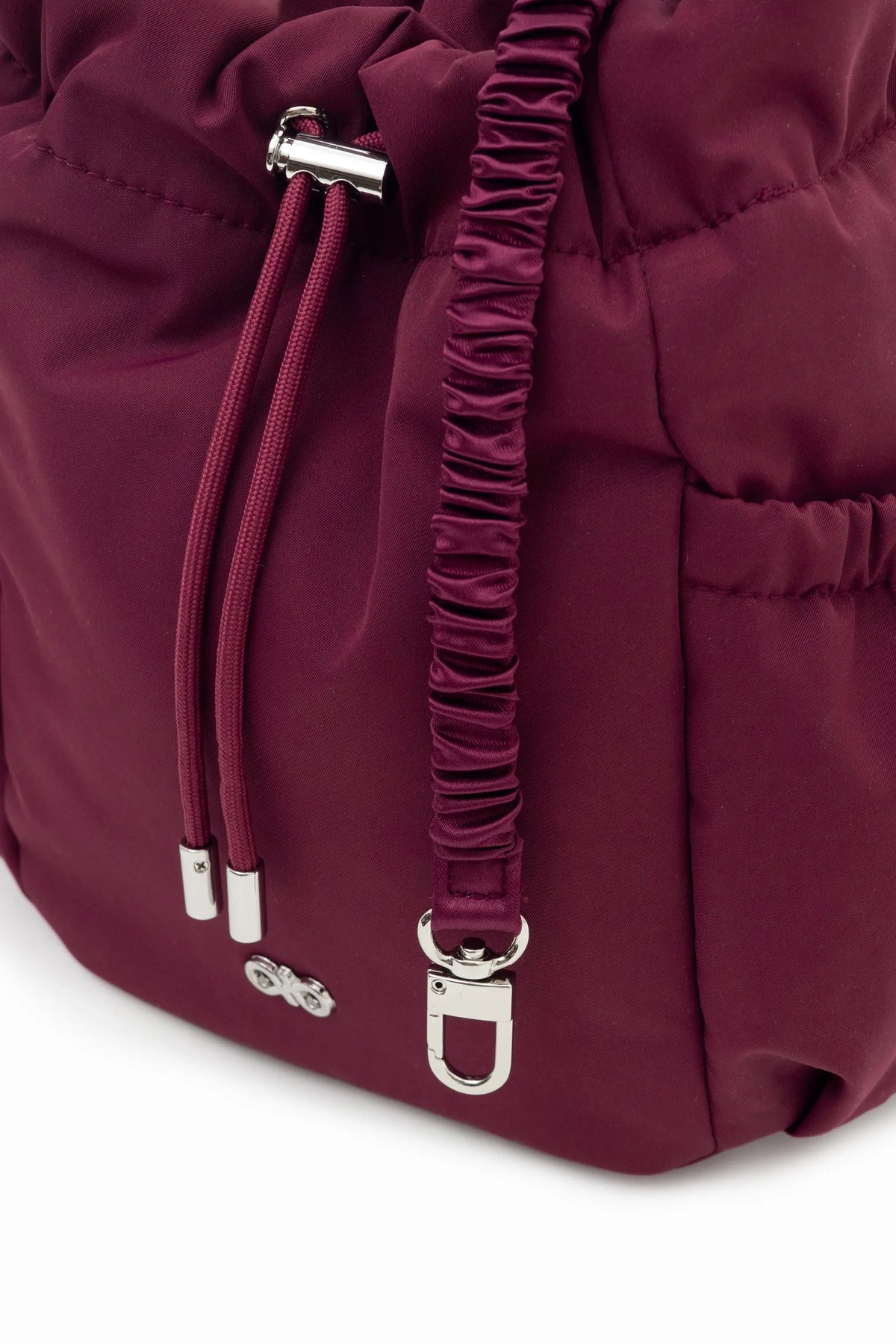 MINI COSY LUXE BUCKET BAG IN WINE 