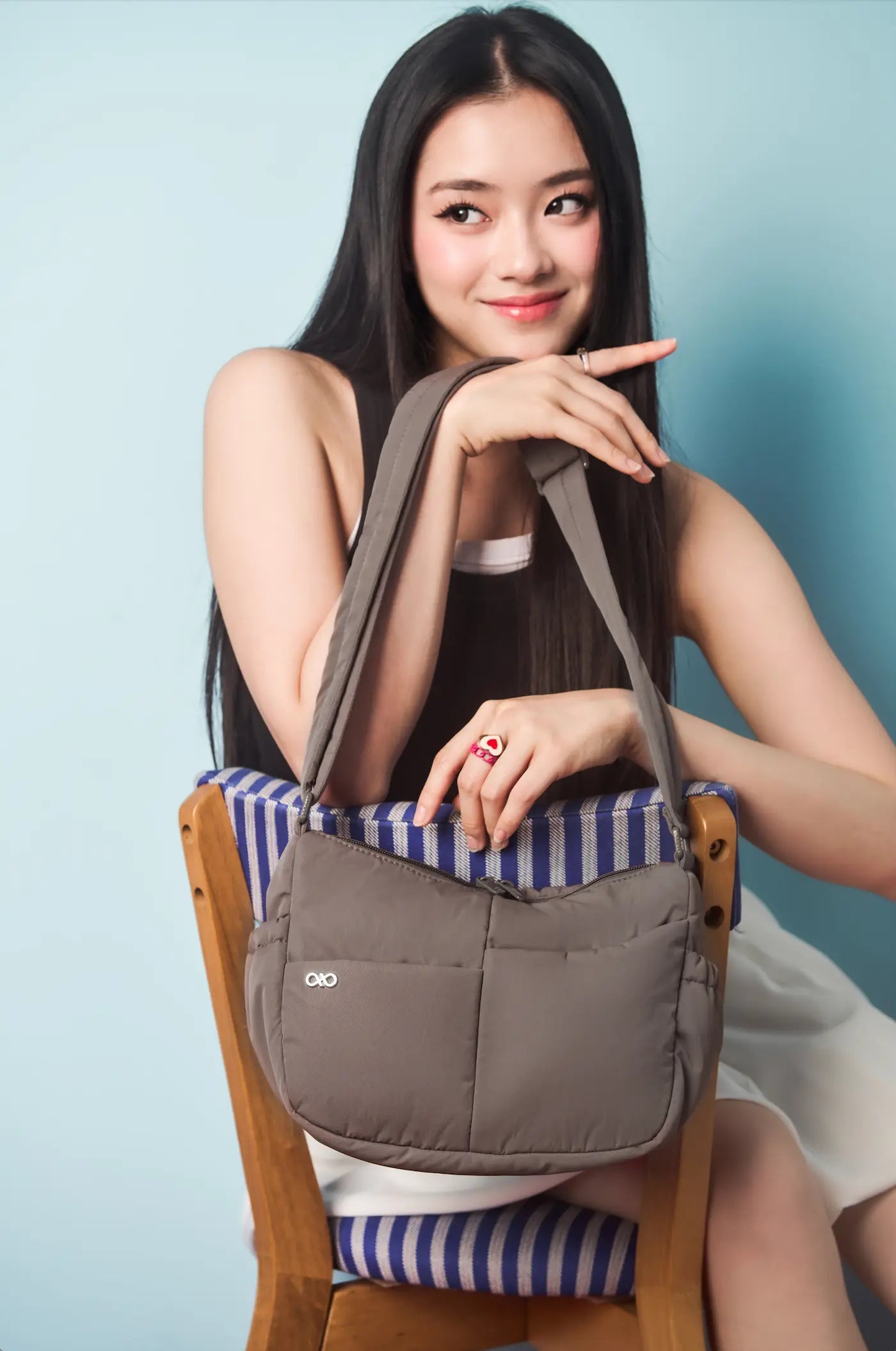 MINI SIGNATURE POCKET CROSSBODY BAG IN POSH TAUPE 