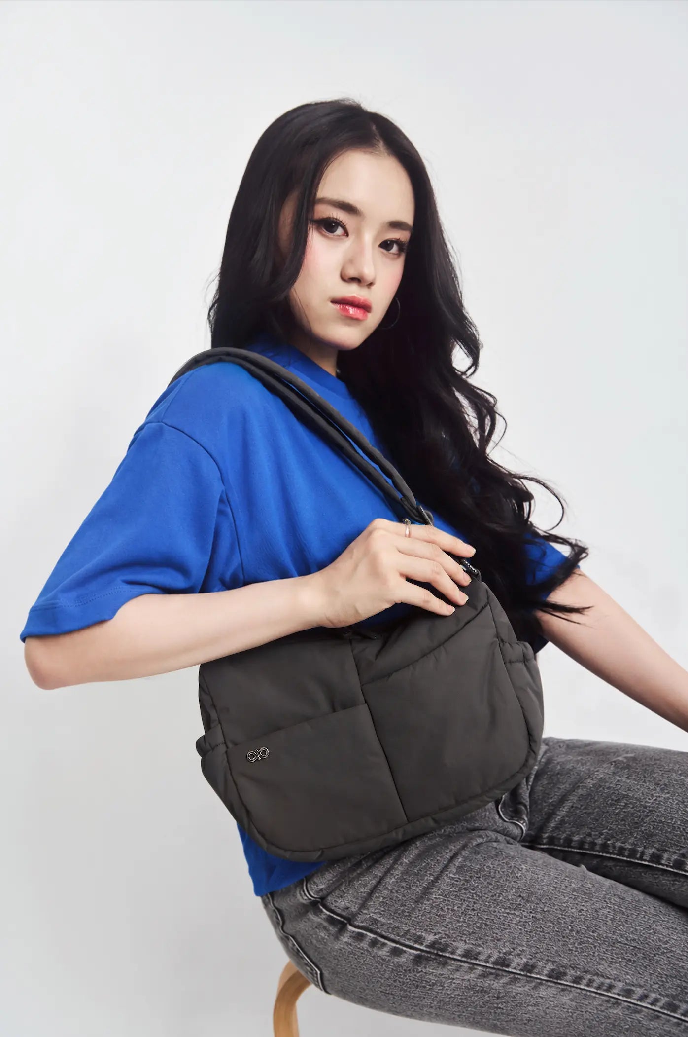 MINI SIGNATURE POCKET CROSSBODY BAG IN POSH STORM 