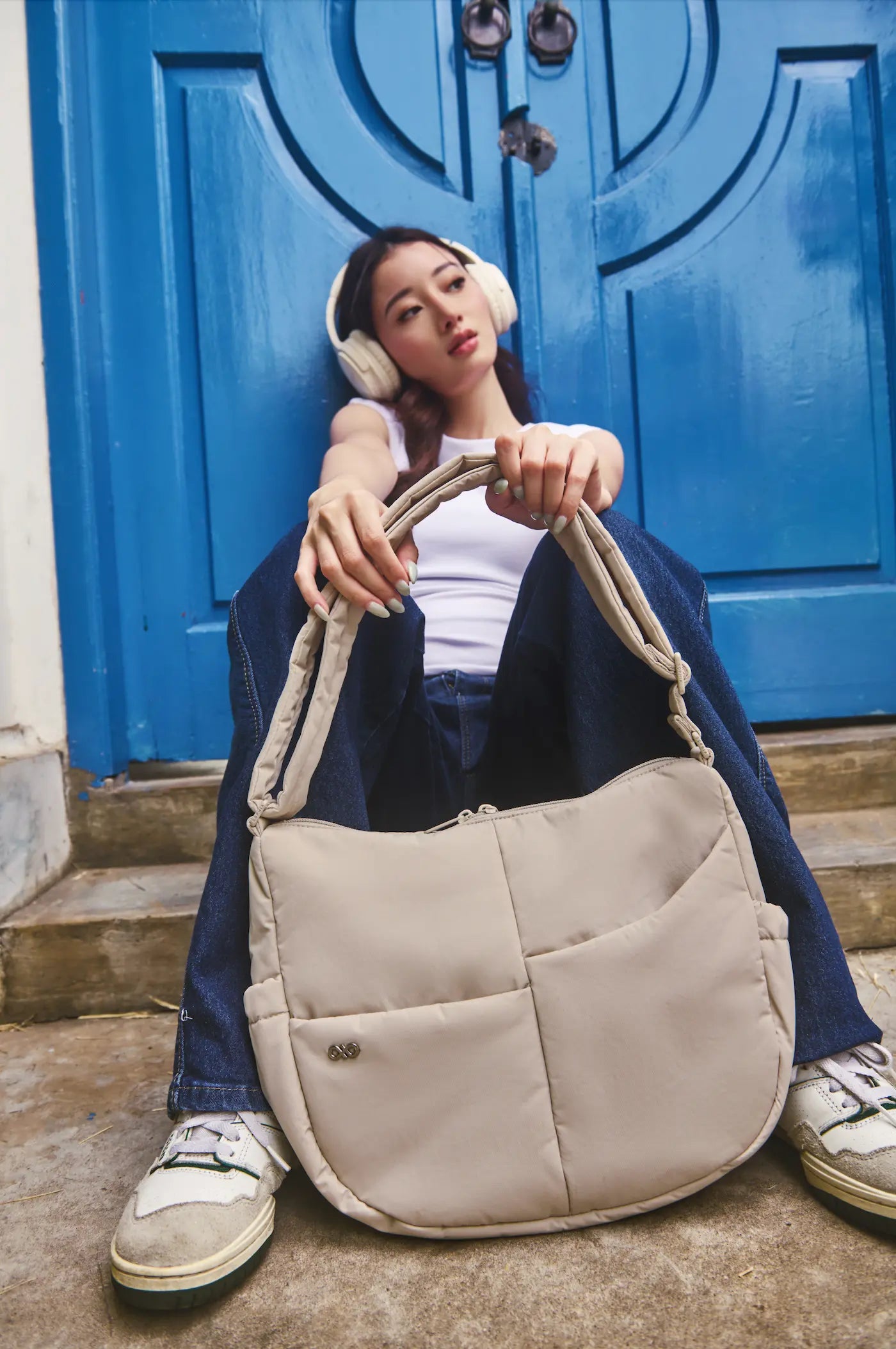 SIGNATURE POCKET CROSSBODY BAG 2.0 IN POSH OAT 