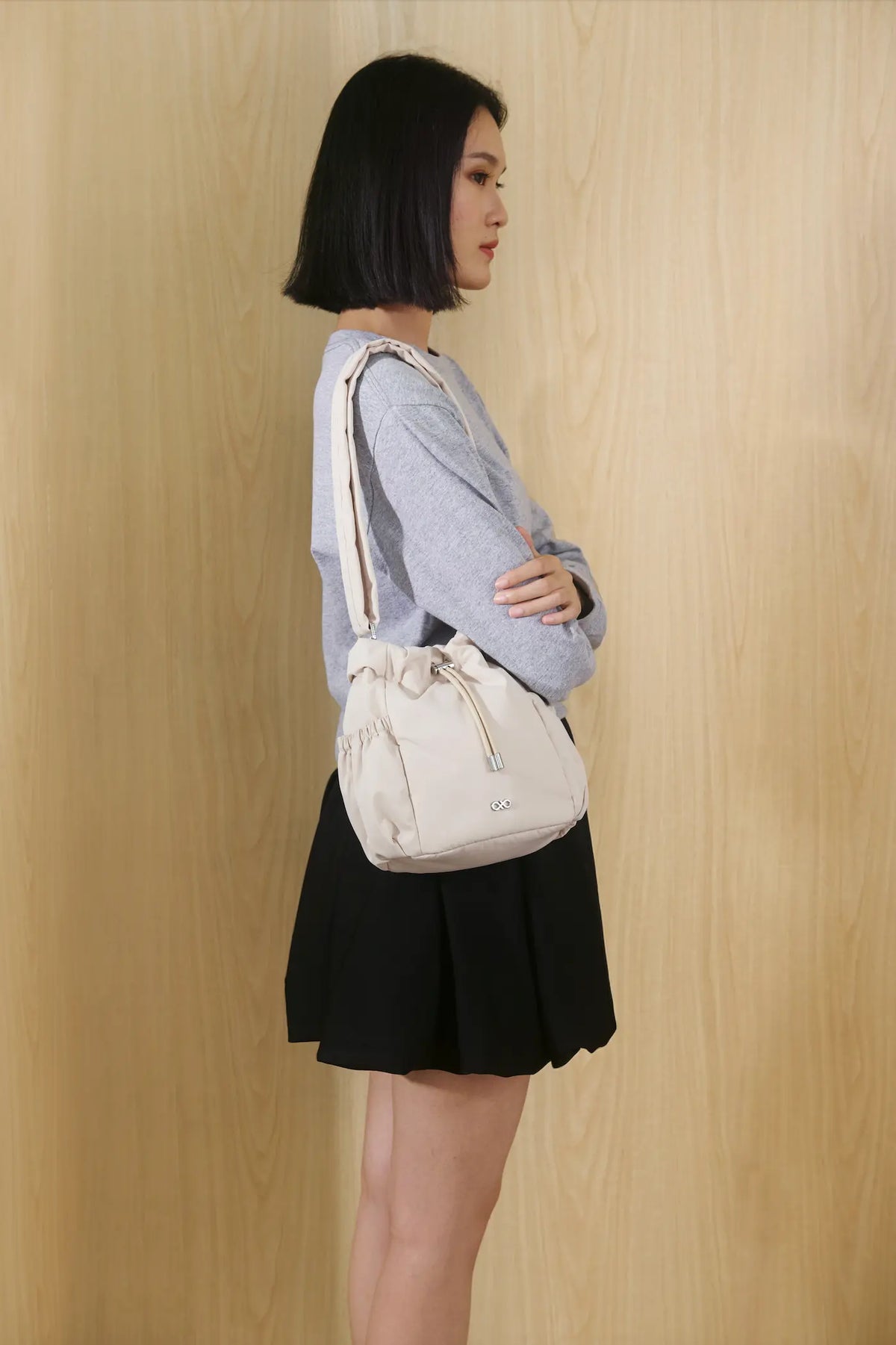 MINI COSY LUXE BUCKET BAG IN OAT 