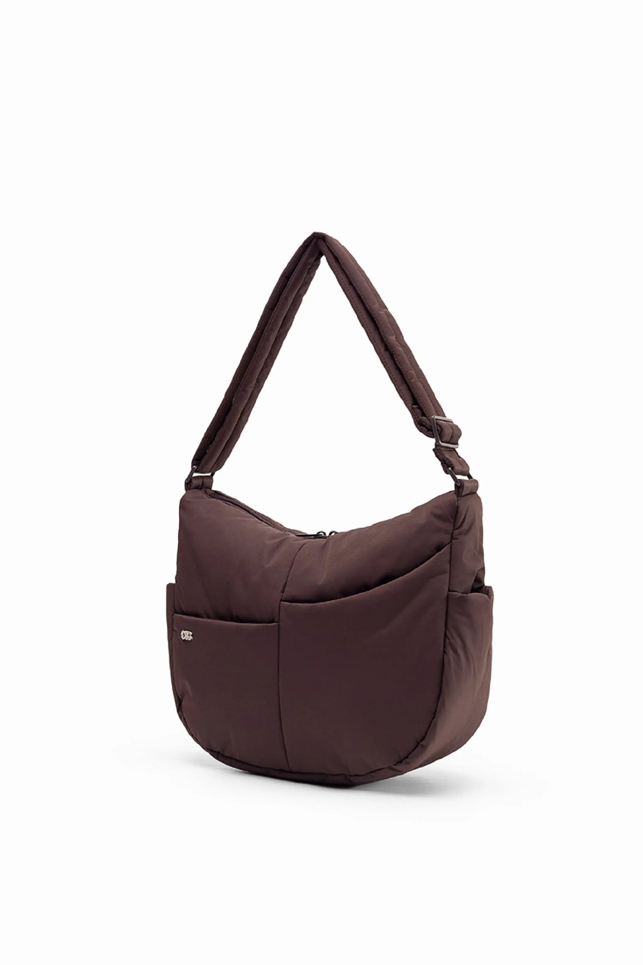 SIGNATURE POCKET CROSSBODY BAG IN POSH CHOCO 