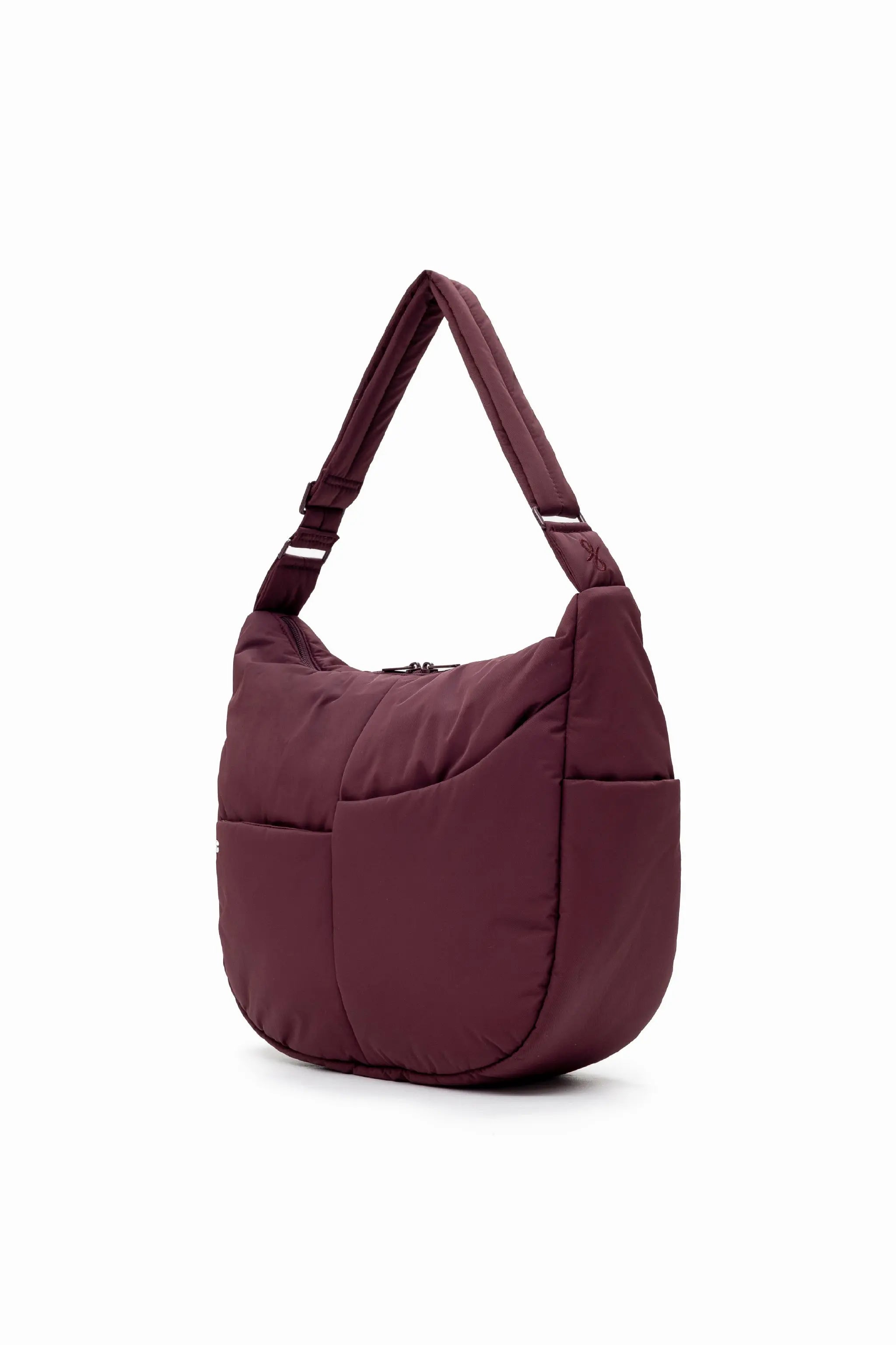 XL SIGNATURE POCKET CROSSBODY BAG IN WINE 