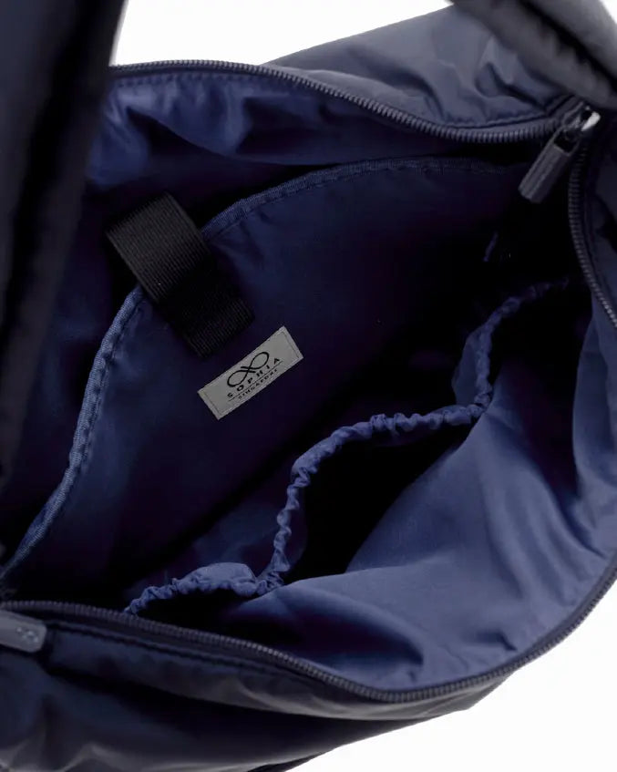 XL SIGNATURE POCKET CROSSBODY BAG IN MIDNIGHT 