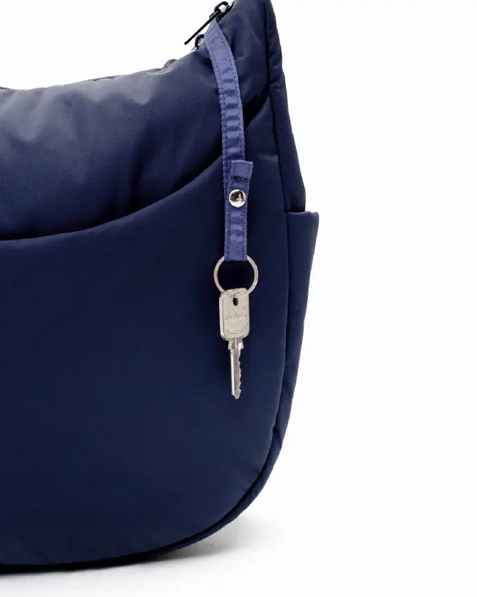 XL SIGNATURE POCKET CROSSBODY BAG IN MIDNIGHT 