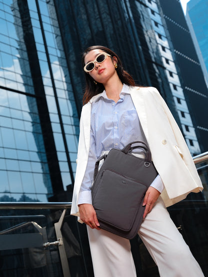 COSY LAPTOP BAG IN SMOKEY