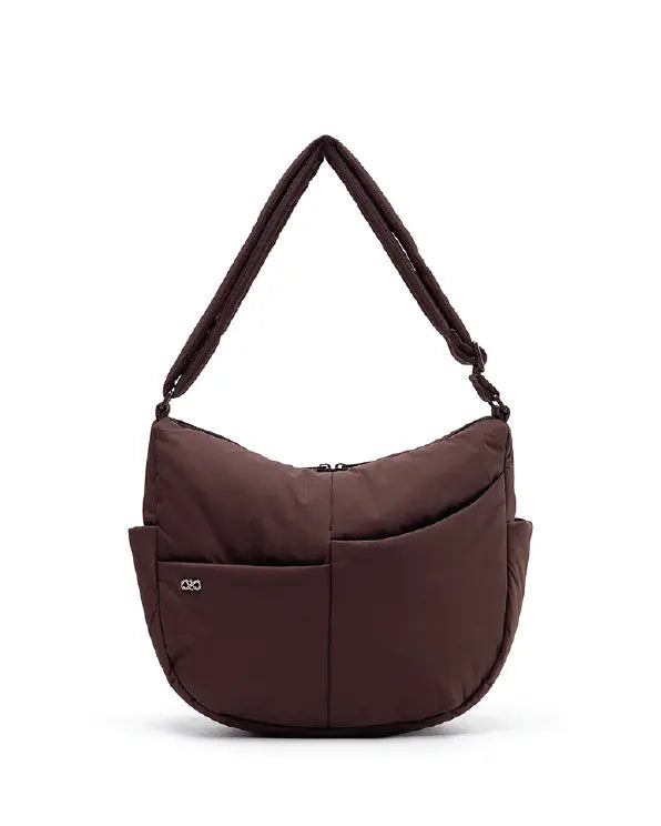 SIGNATURE POCKET CROSSBODY BAG IN POSH CHOCO